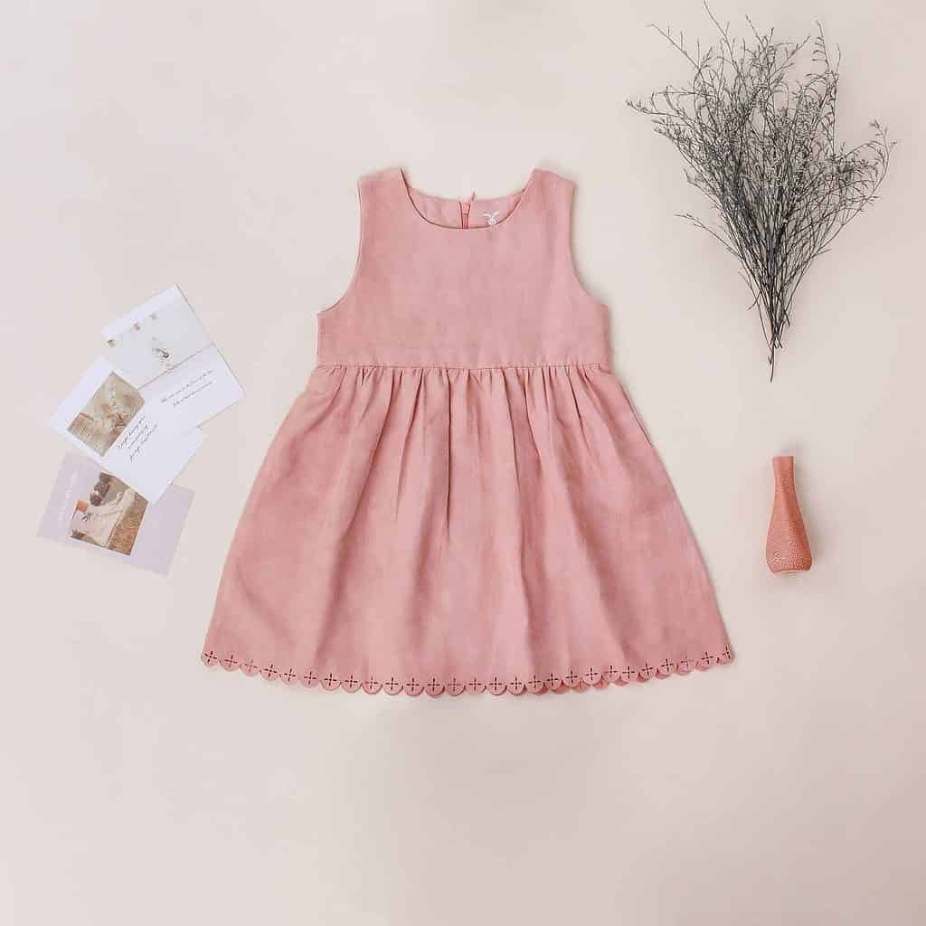 children pink dress